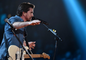 Juanes-Grammy_LNCIMA20150208_0210_27