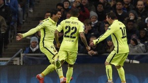 Rapido-Suarez-Messi-Alvez-AFP_CLAIMA20150224_0156_27