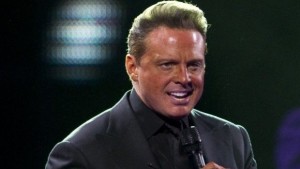 el-popular-cantante-mexicano-luis-miguel-_620_350_1194549