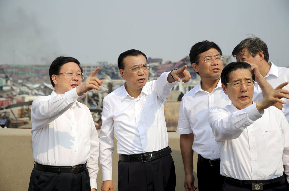 El primer ministro chino, Li Keqiang, visita el lugar de las explosiones