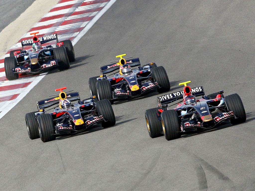 F ps формула. Toro Rosso f1 2007. Red bull f1 2007. Red bull f1 2008. Болид Торо Россо 2007.