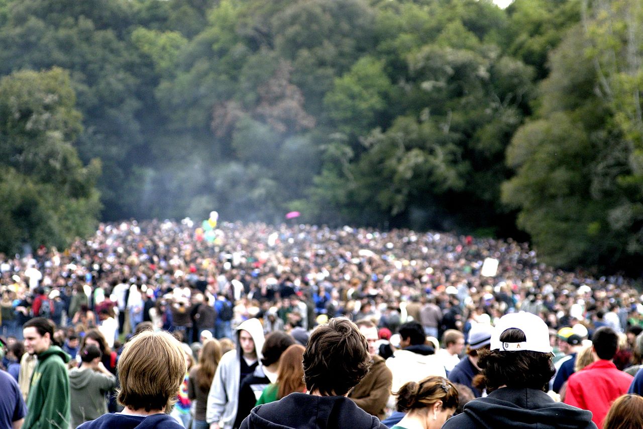 Santa Cruz, celebración del 4/20 en el campus de la Universidad de California en 2007.