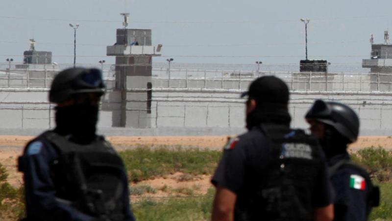 La peor calificación El Centro Federal de Readaptación Social donde se encuentra actualmente el líder del Cártel de Sinaloa es la penitenciaría peor evaluada en su rubro, según la CNDH. 