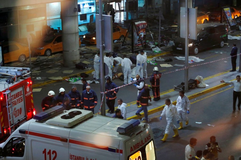 atentado-aeropuerto-Estambul-16